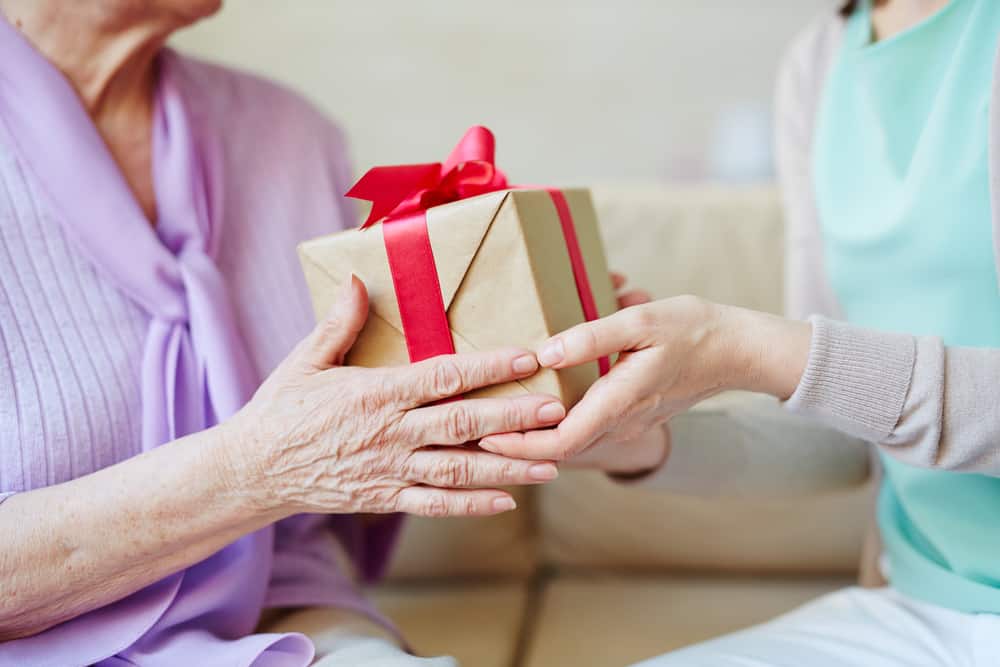 Holiday Gift Ideas for the Seniors in Your Life